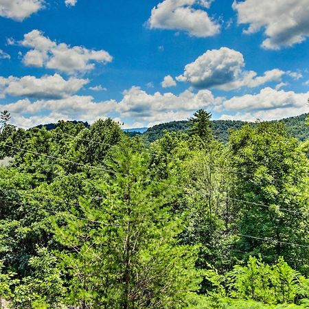 Cabin With Hot Tub And Deck About 12 Mi To Pigeon Forge! Sevierville Eksteriør bilde